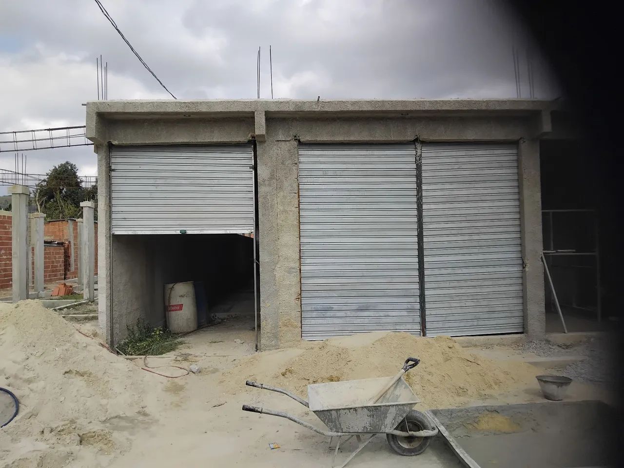 FABRICO,VENDO E INSTALO PORTA DE AÇO.  - Foto 3