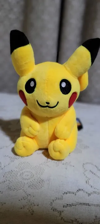 Pelúcia Pikachu