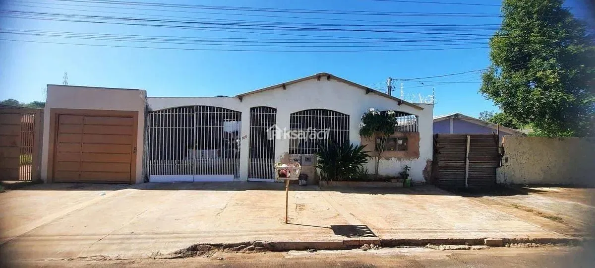 Casa Com 3 Dormitórios à Venda Com Edícula 130 M² Por R$ 250.000 - Guanandi - Campo Grande