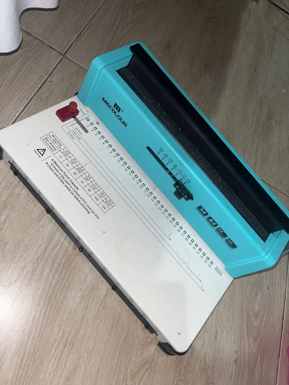 Encadernadora 3x1 Mecolour + 150 aspiral Preto