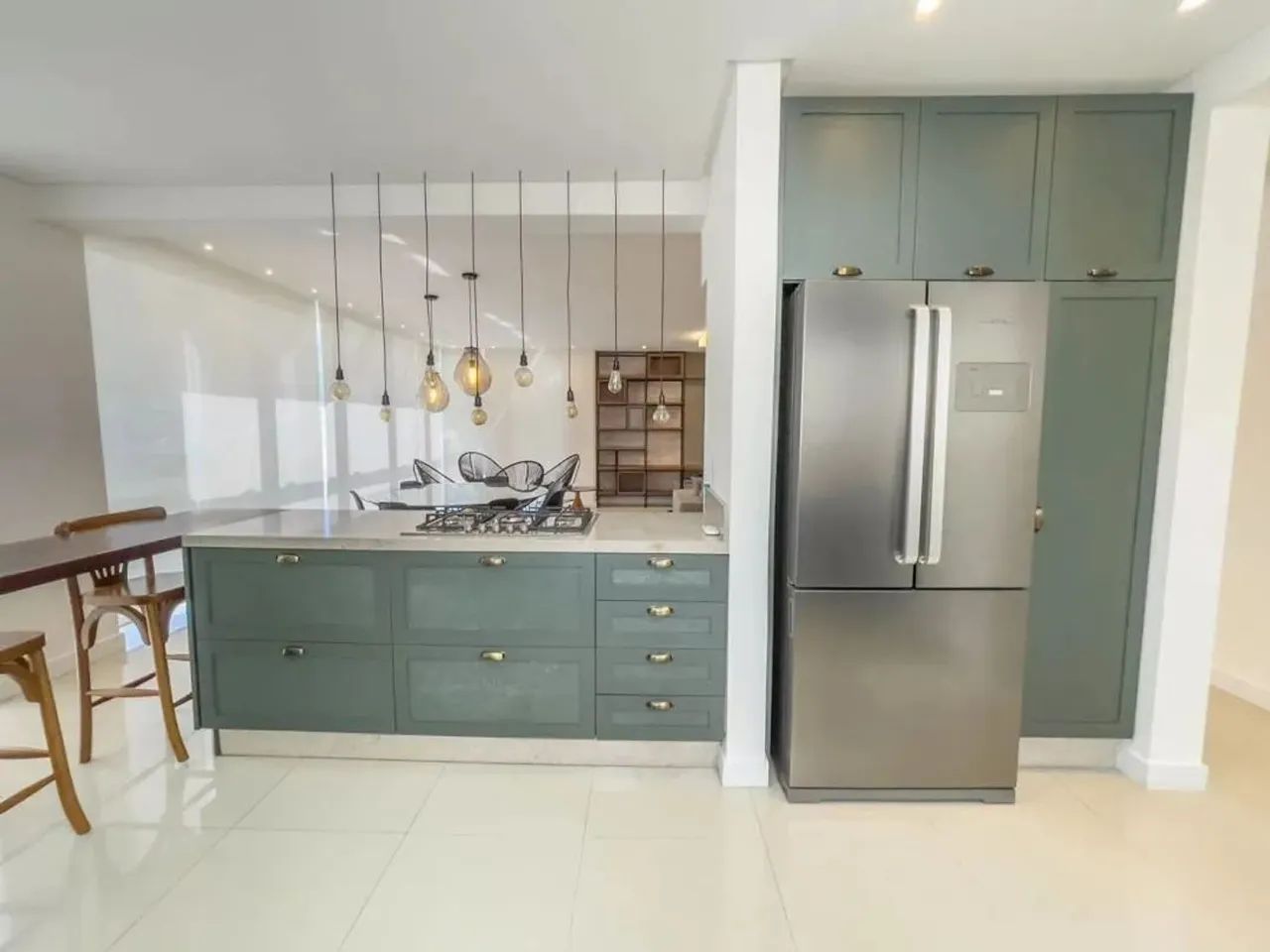 Excelente apartamento para locação com 3 dormitórios para alugar com 225 m² - Ponta Aguda  - Foto 4