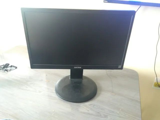 Monitor DATEN 19 Polegadas