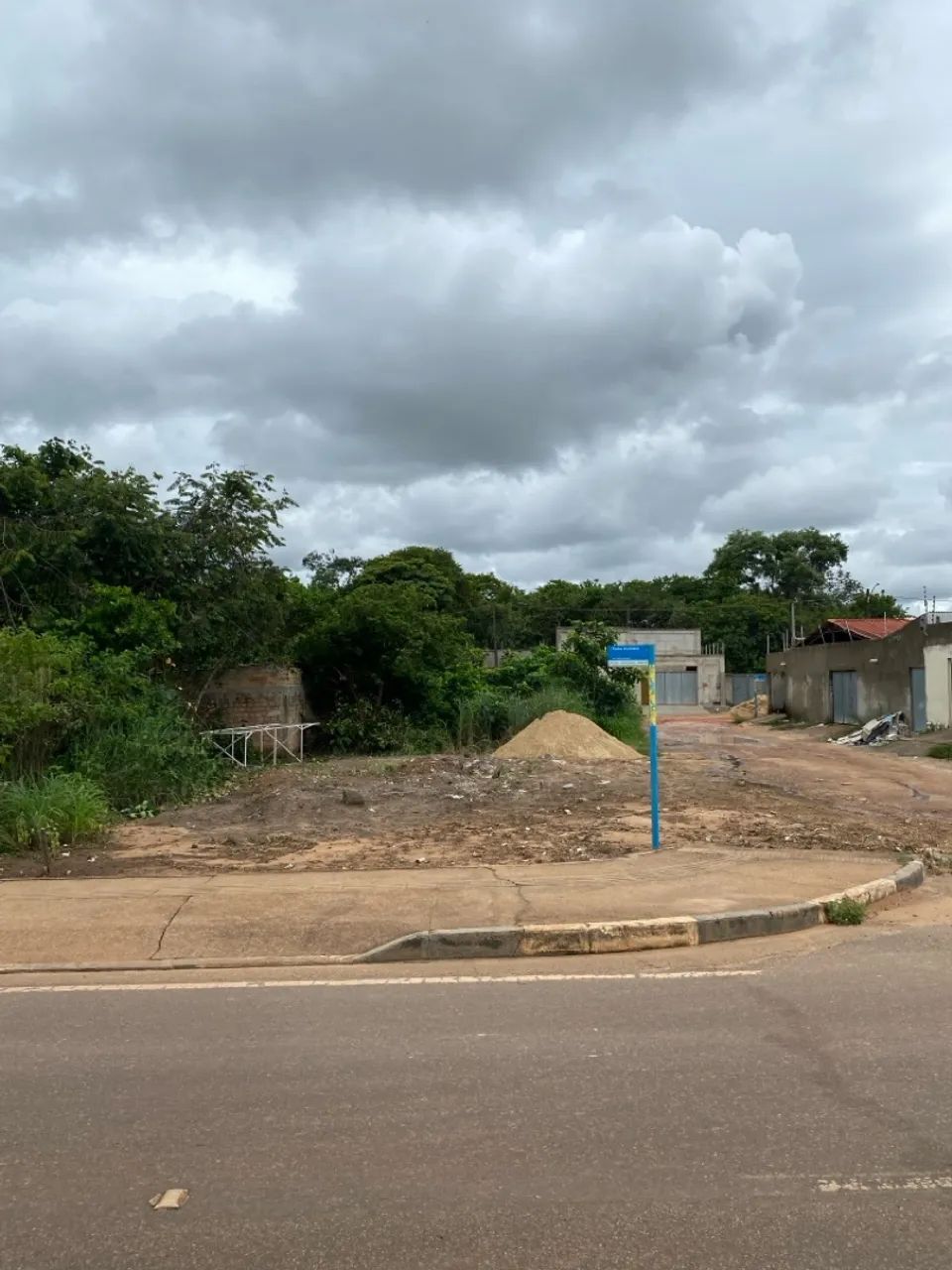Vendo terreno de esquina na avenida  - Foto 2