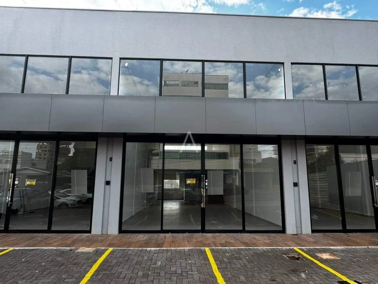 Sala para locação no centro de Cascavel Pr