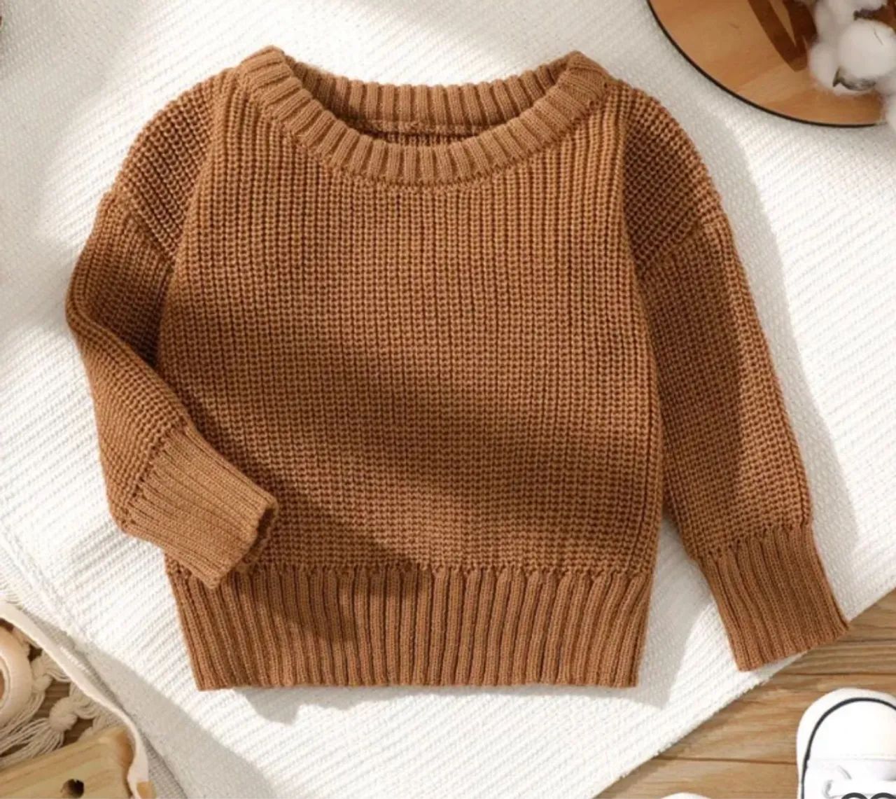 (NOVO! / 06-09 Meses) Blusa sueter pulôver em tricô caramelo infantil unissex