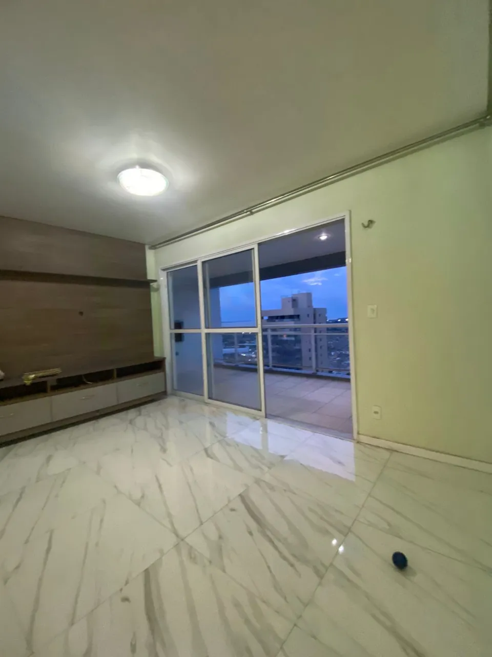 TORRES CENÁRIO, 125M², 3 SUÍTES, 2 VAGAS, TELÉGRAFO