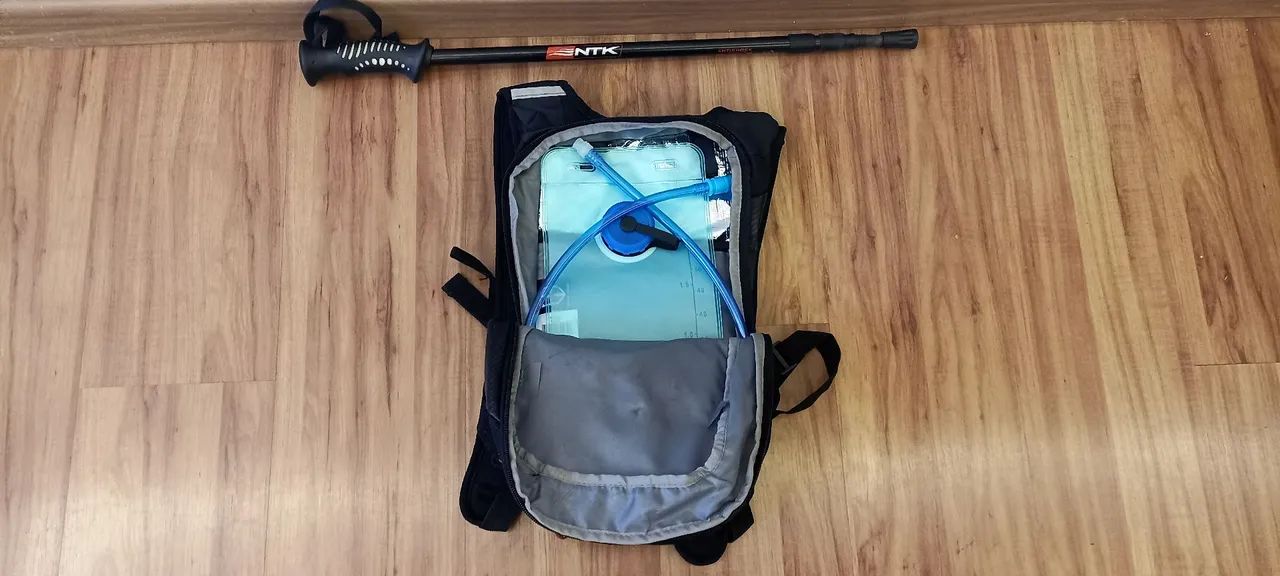Bastão de trilha + Mochila de Hidratação64299593230721122