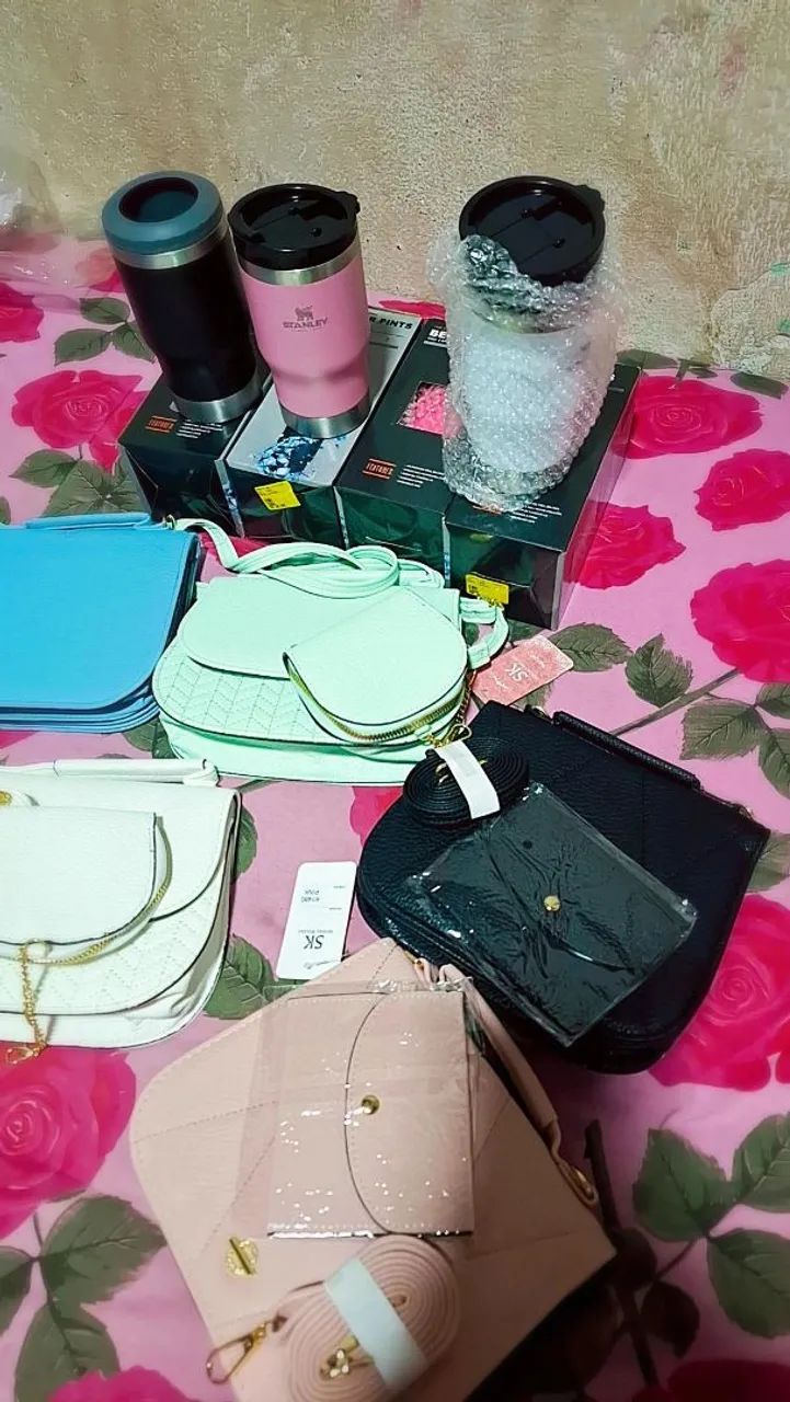 Bolsas lindas e estilosas - várias cores e modelos! - Foto 4