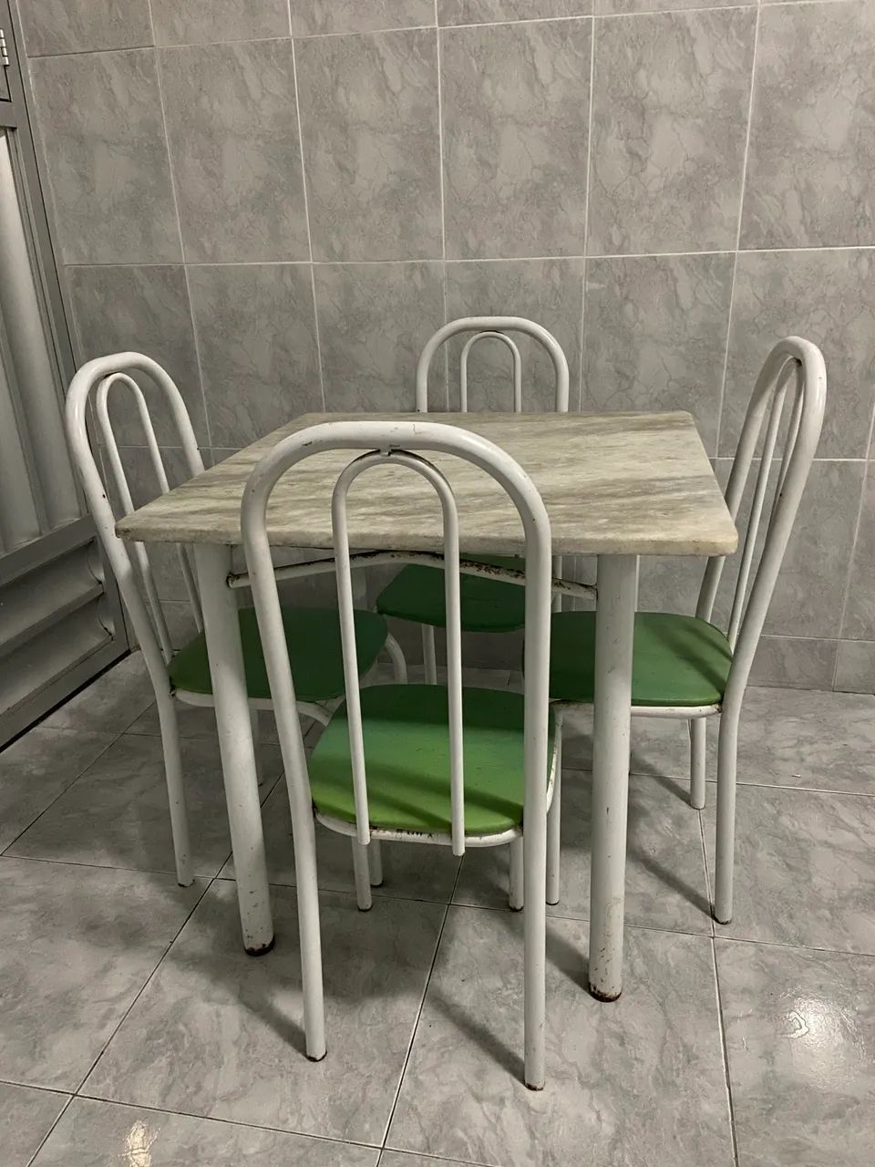 Marble table with 4 chairs64307304744449120