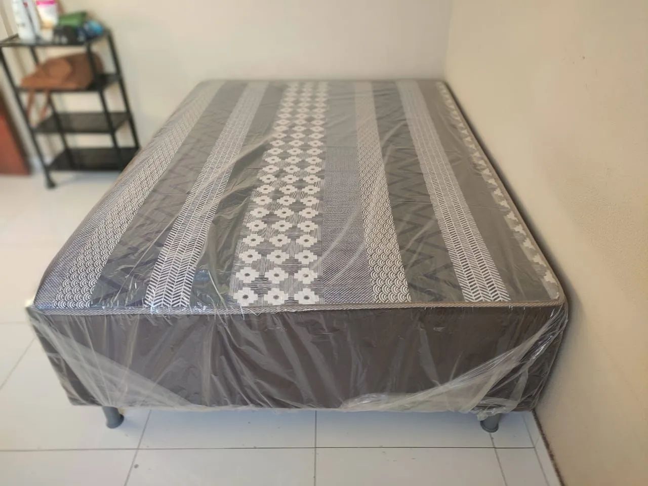 Cama Box Casal com Espuma - Frete grátis  - Foto 3