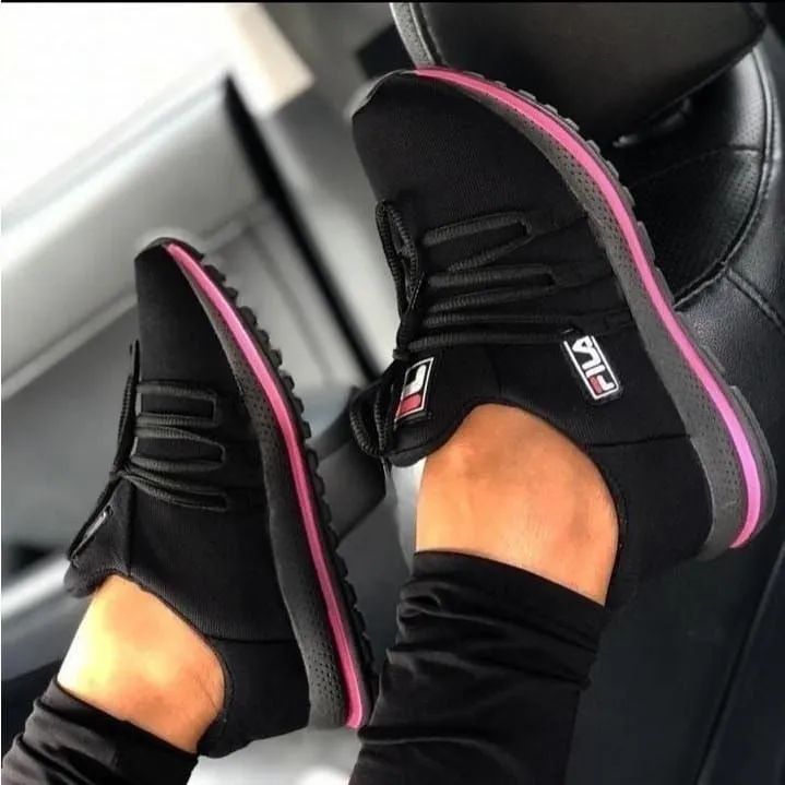 Tênis Fila Preto com Solado Branco - Foto 2