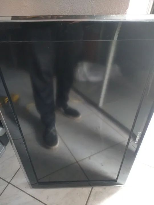 2 tvs de tela quebrada 