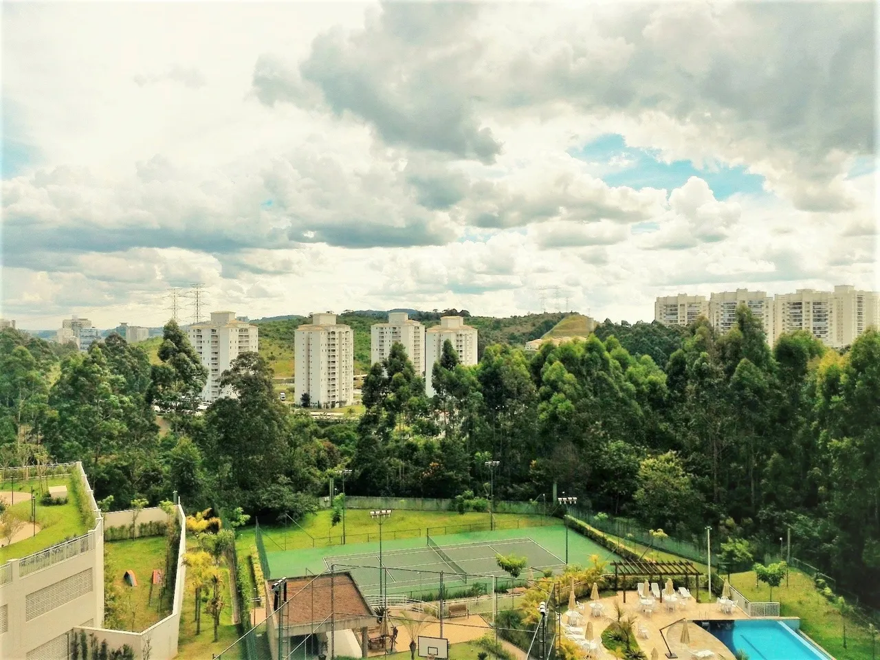 Premium Tamboré - Apartamento com 4 suítes, 3 vagas próx. Alphaville e Barueri. Condomínio