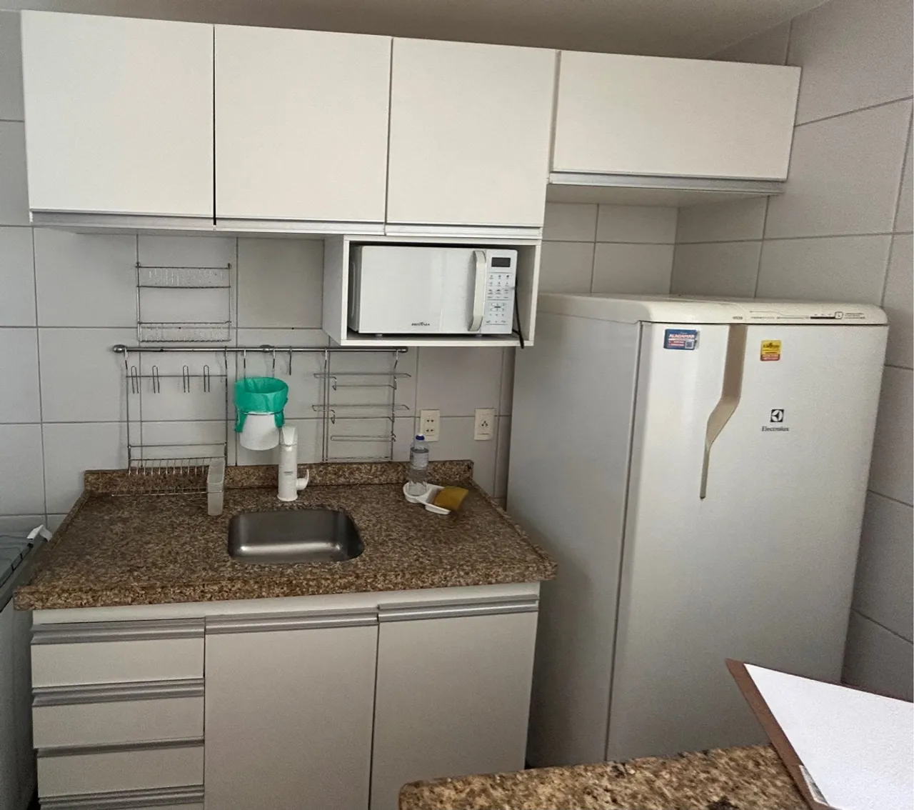 Pia de granito com Cuba em inox