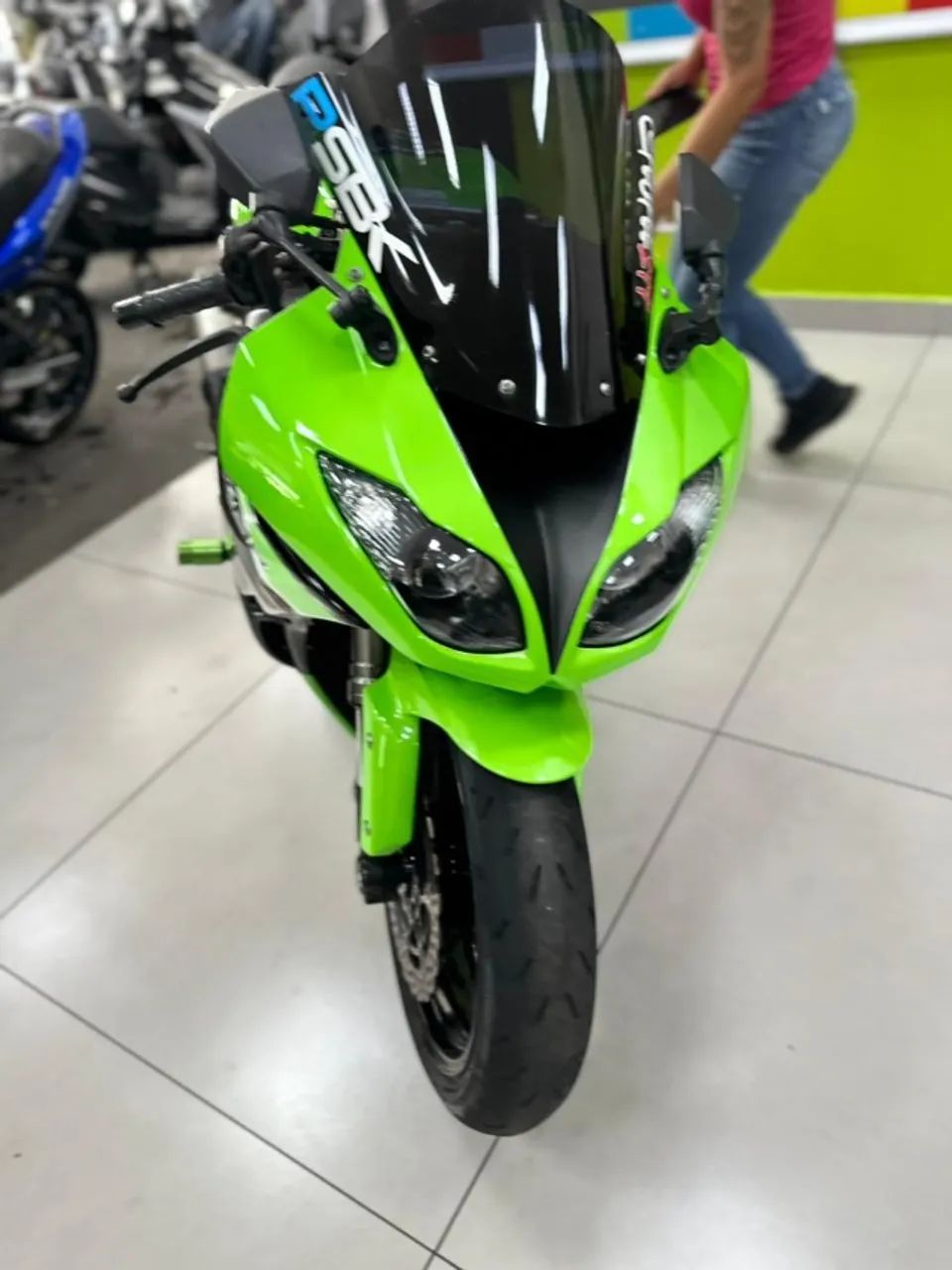 Kawasaki Zx-6r 600cc 2012 - 1442751630 | OLX