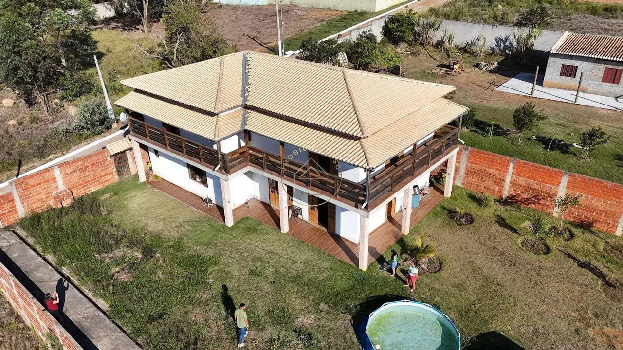 Chácara em condomínio fechado em Itu por R$ 900 mil