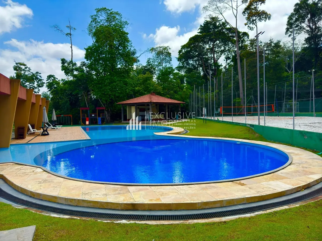 Imóvel para venda tem 207 metros quadrados com 1 quarto em Mangueirão - Belém - PA