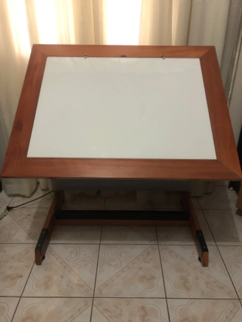 Mesa de luz profissional Trident