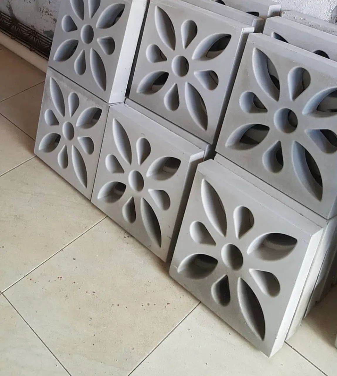 Blocos Vazados Decorativos - Design Floral Exclusivo - Cobogó - Foto 2