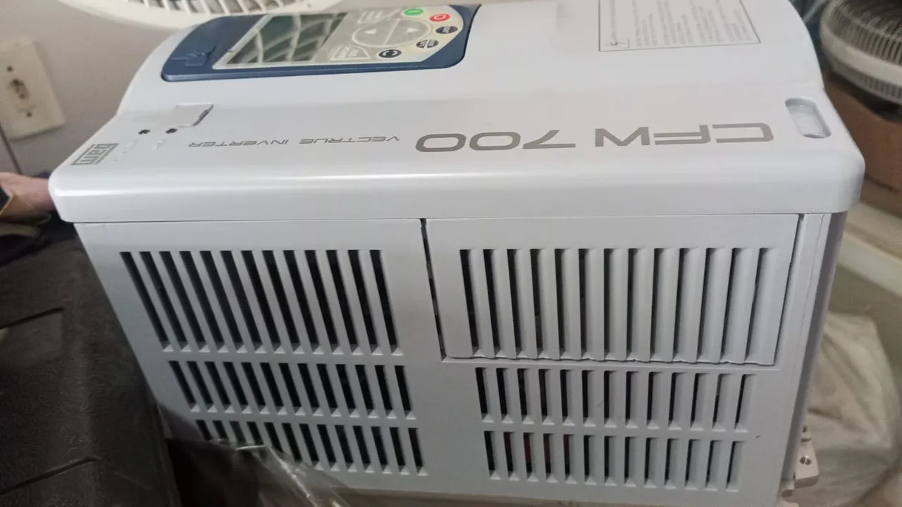 Inversor de Frequência WEG CFW700