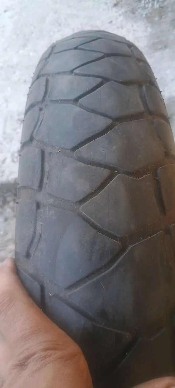 Pneu de Moto Michelin (usado) - Foto 2