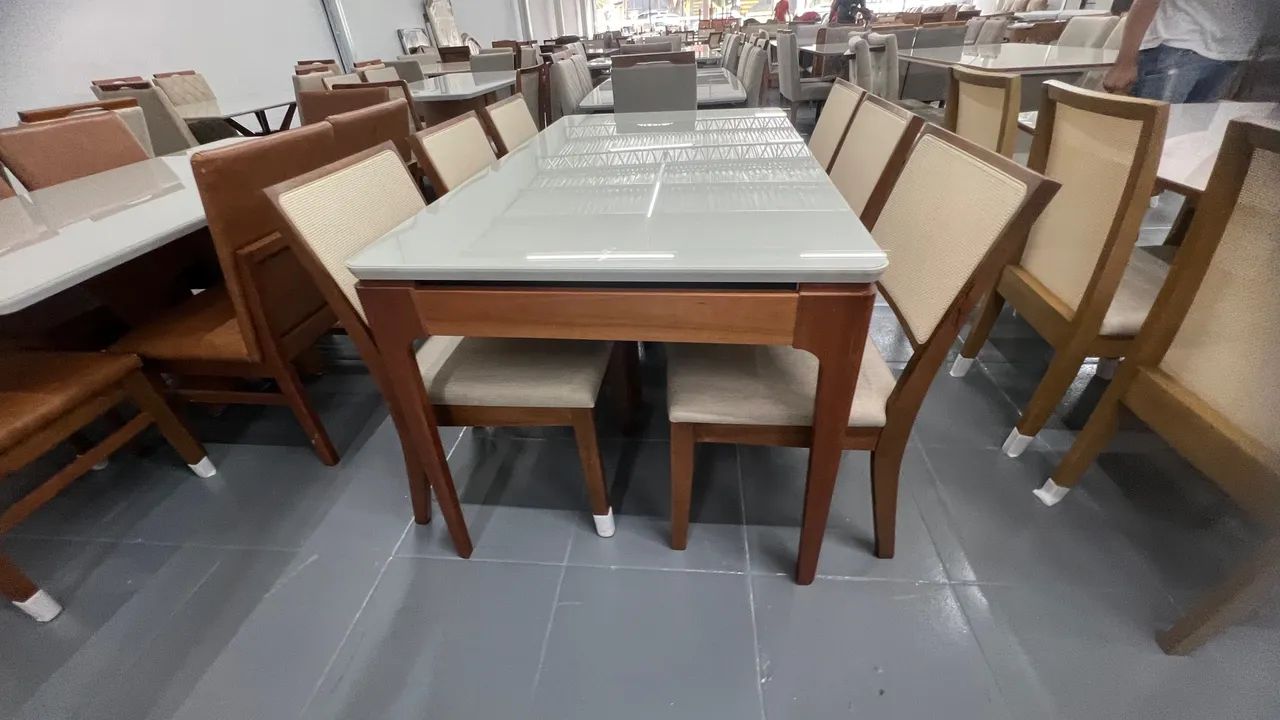 Conjunto de Mesa de Jantar com 6 Cadeiras resistente de madeira  - Foto 3