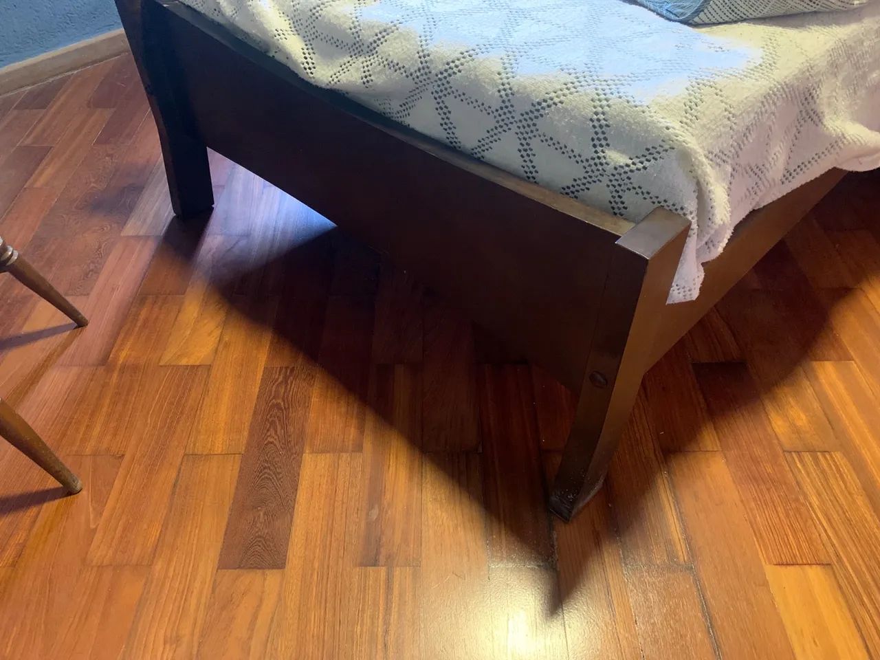 Cama de solteiro em madeira maciça com colchão Castor - Foto 3