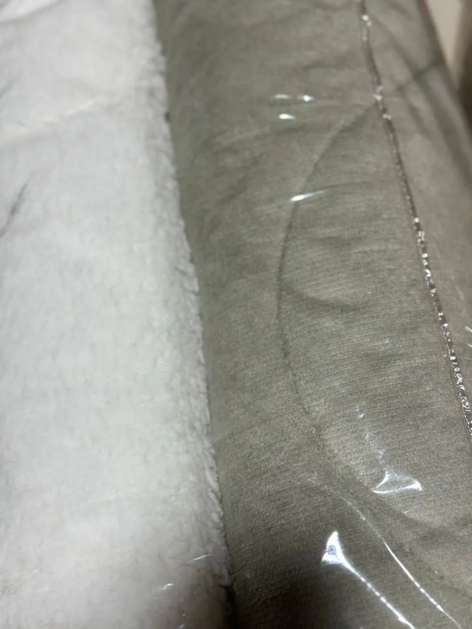 Cobredom casal Queen na promoção  - Foto 2