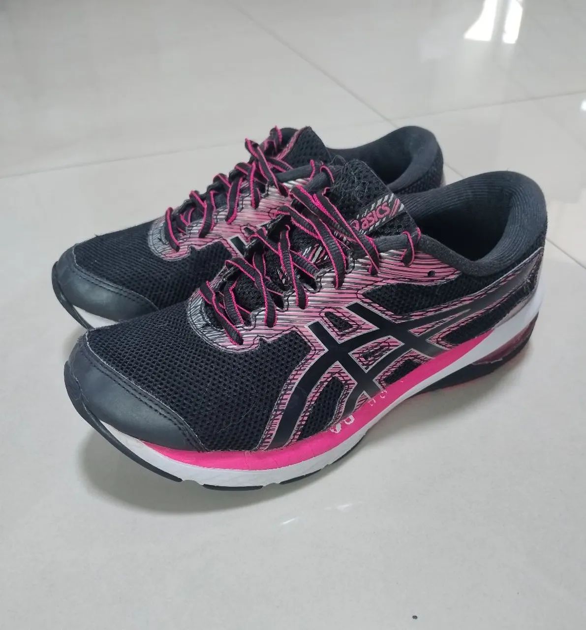 Menor preço da OlX!!!! Tênis Asics Tamanho 36  - Foto 2