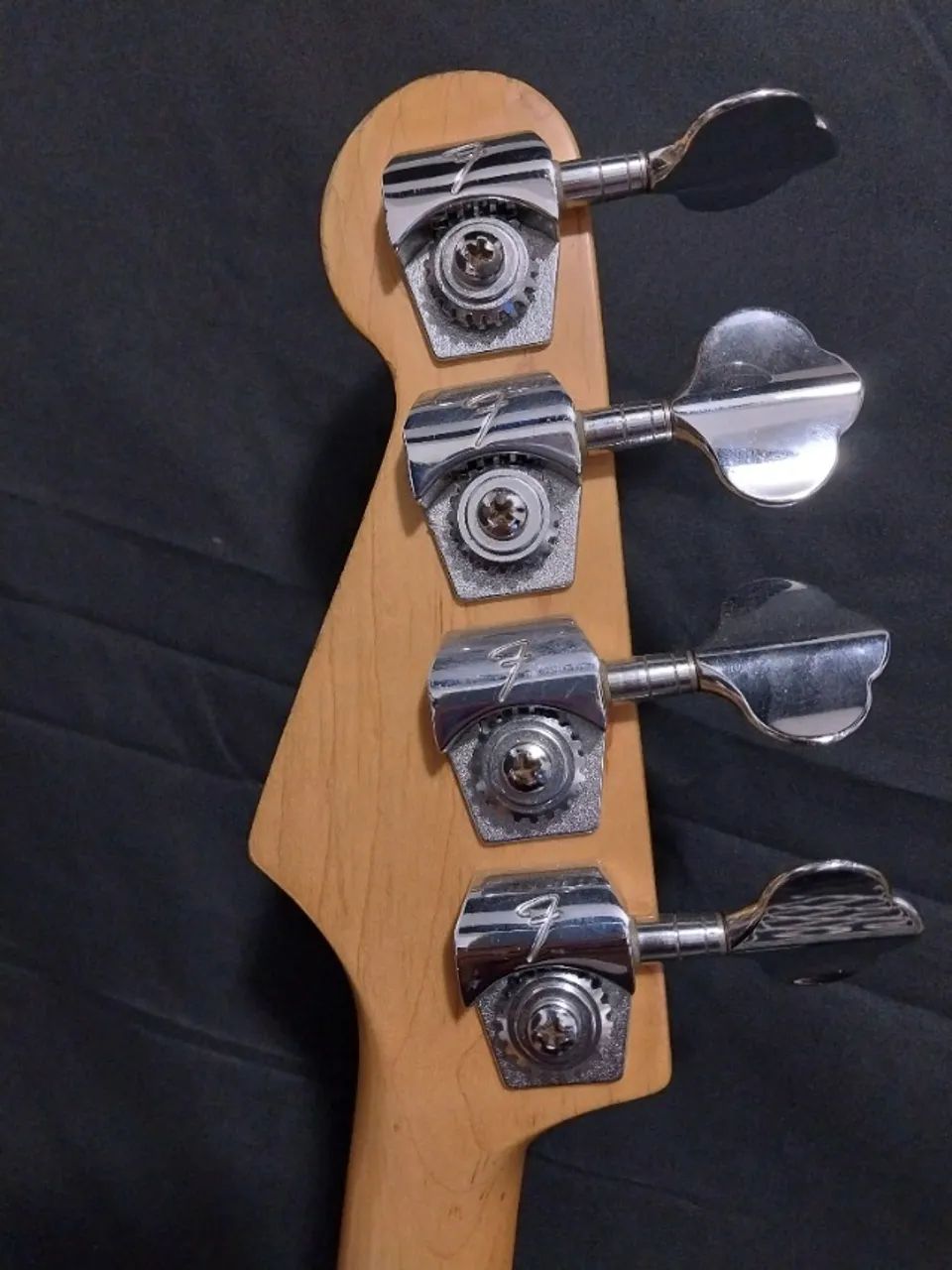 Contra baixo FENDER JAZZ BASS PLUS 1994 passivo 4 cordas USA - Foto 5