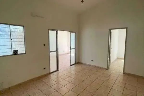 VENDO CASA NO DISTRITO INDUSTRIAL  - Foto 4