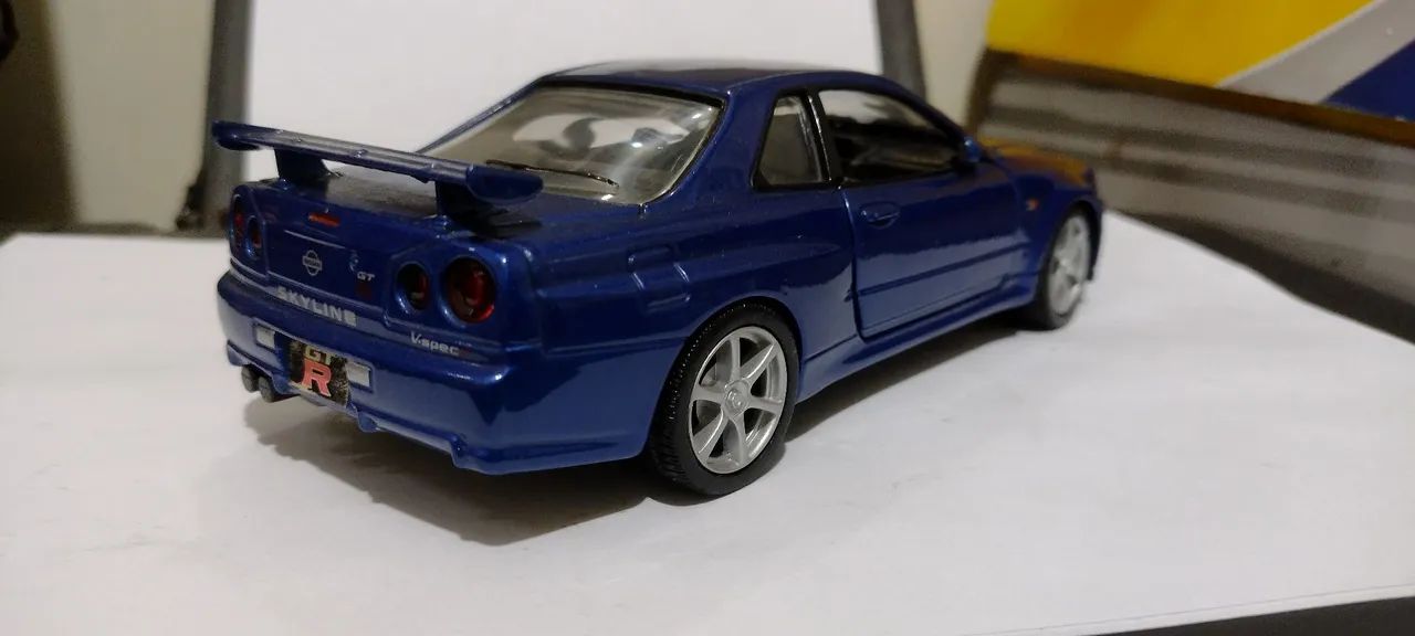 Nissan Skyline GT-R R34 - Miniatura - Foto 2