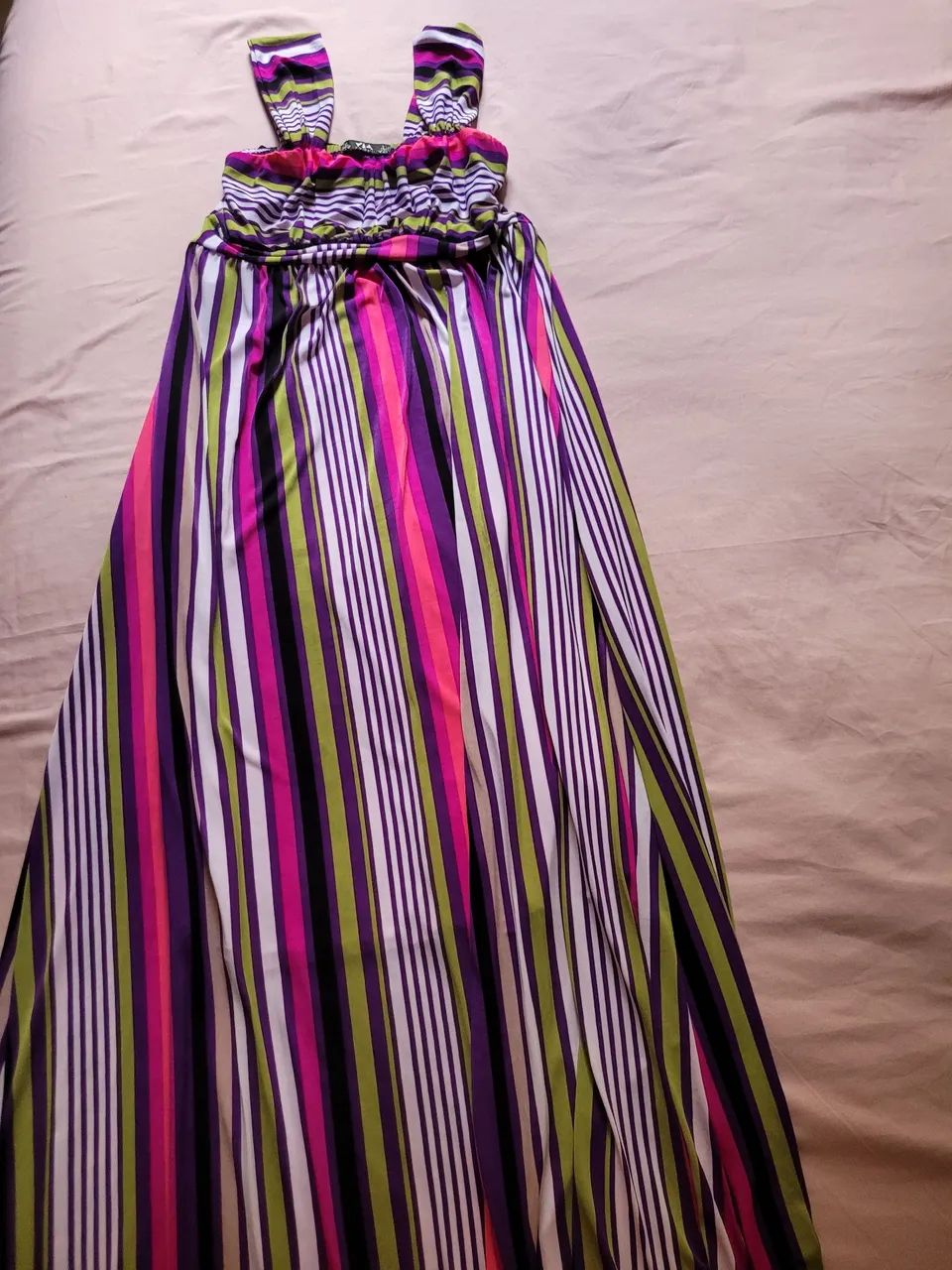 Vestido longo listrado