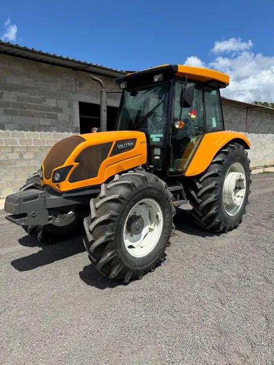Trator Valtra 990R  - Foto 4