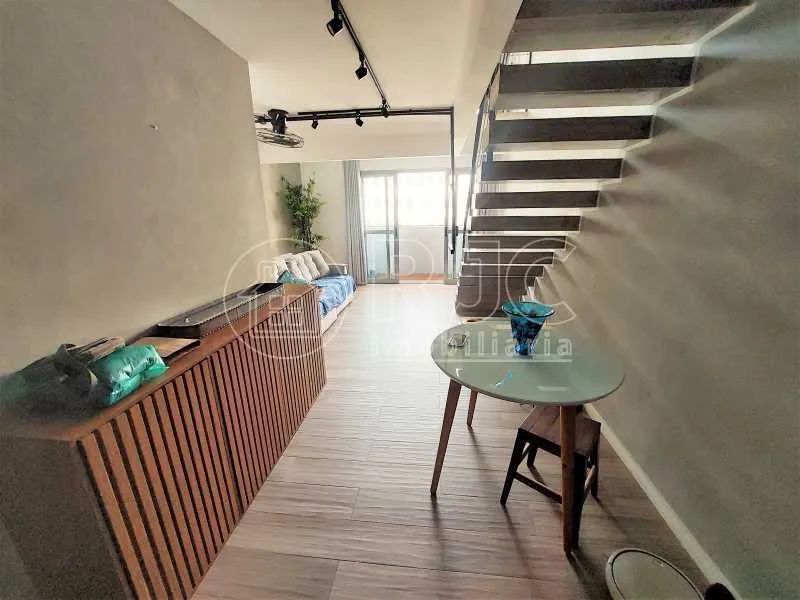 Cobertura para venda tem 70 metros quadrados com 1 quarto em Centro - Rio de Janeiro - RJ - Foto 7