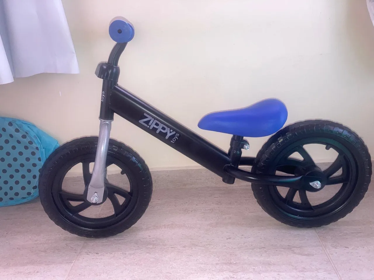 Bicicleta de Equilíbrio Infantil Zippy Toys
