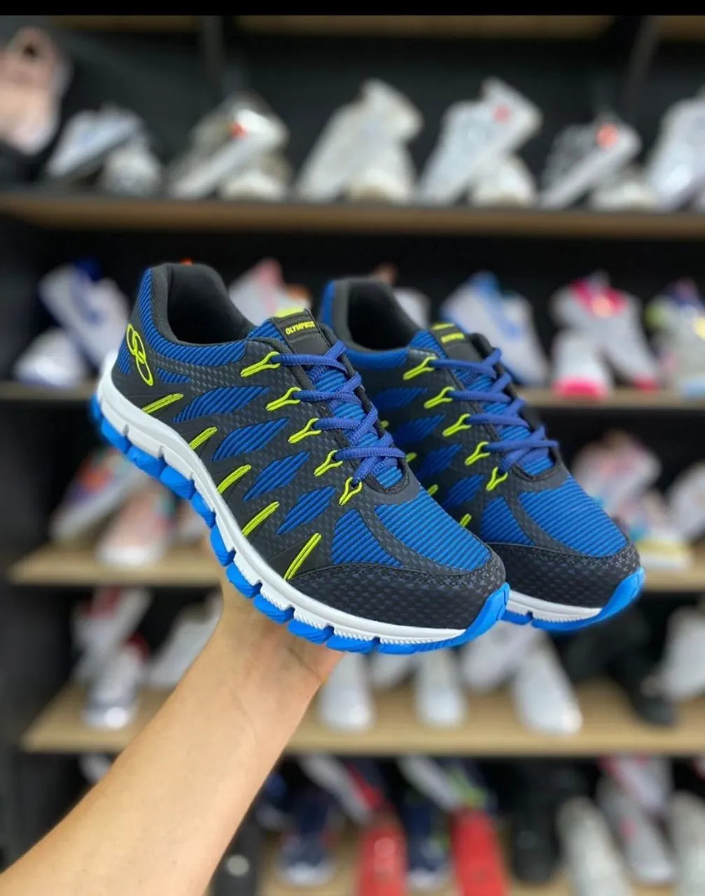 FABRICANTE DE TENIS PREMIUM grade com 12 pares $720.00