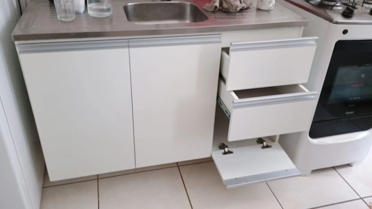 Armário da cozinha sob medida  - Foto 3