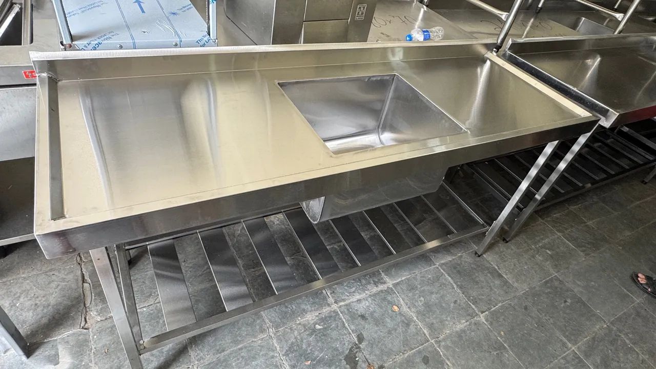 Pia de Inox Industrial com Cuba 1,80 x 0,60