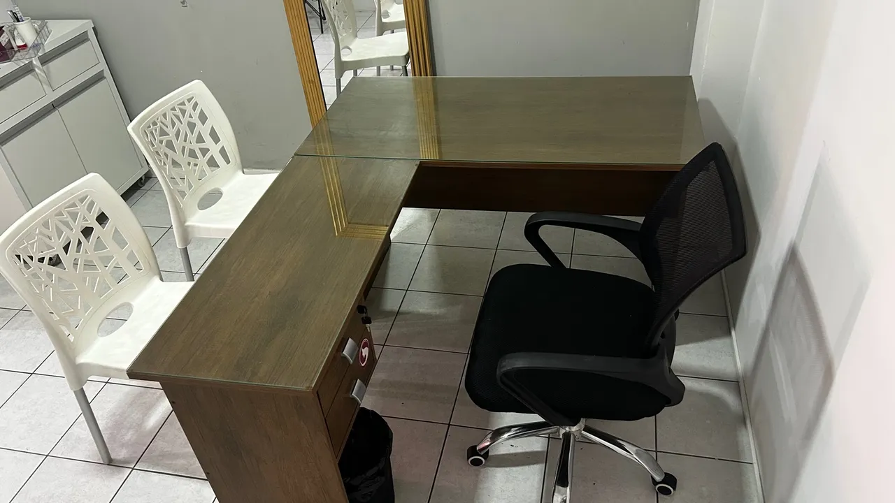 Mesa em L para Escritório
