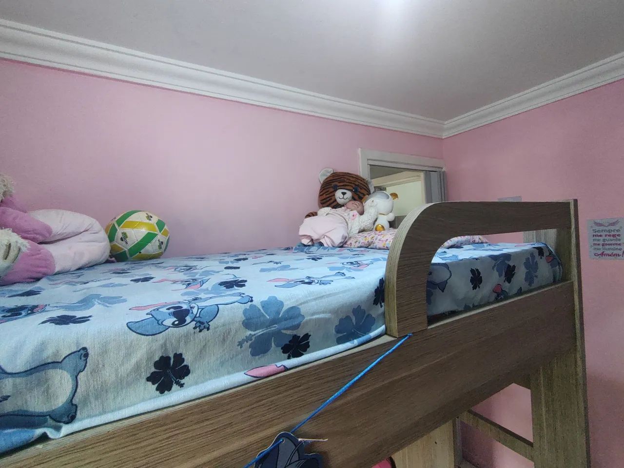 Cama solteiro com escritório 64596145151362122