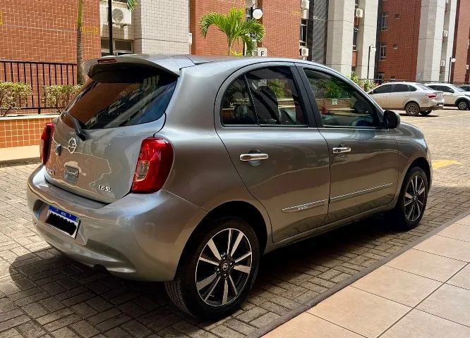 Nissan - March SL 1.6 CVT 2018 (Aceito trocas)  - Foto 6