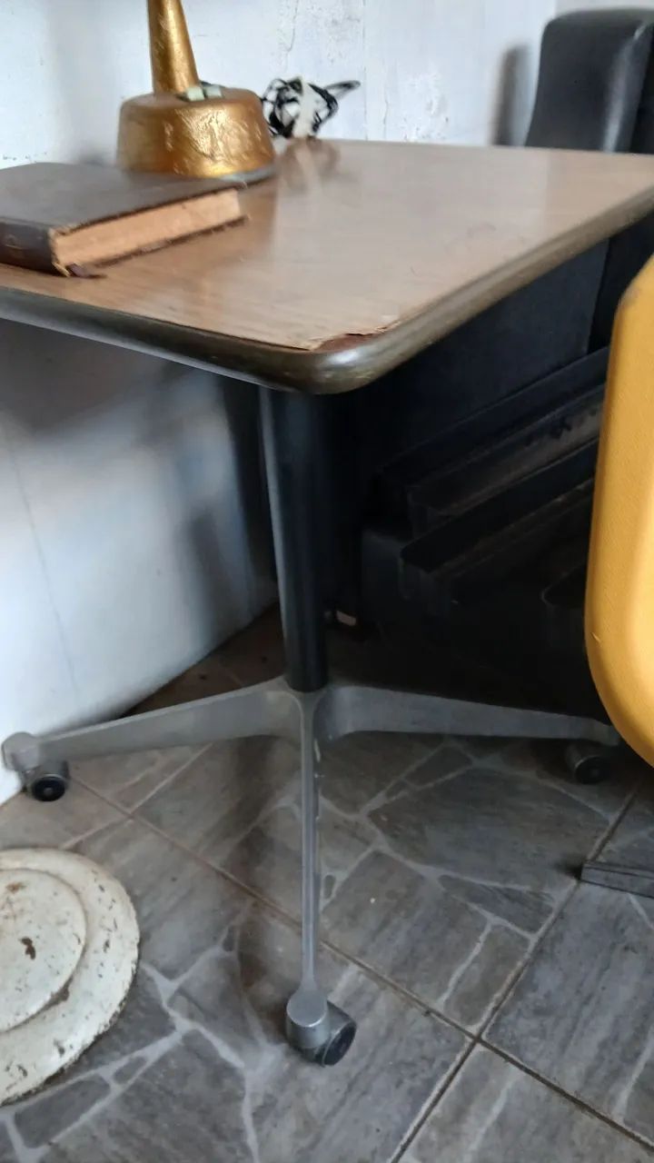 Mesa de apoio design  - Foto 2