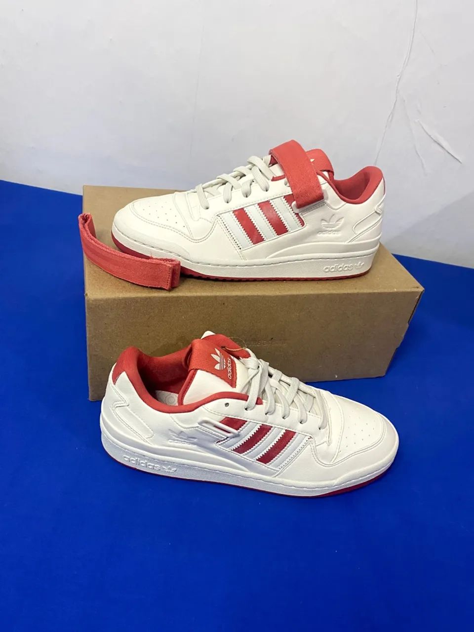 Tênis Adidas fórum low og 