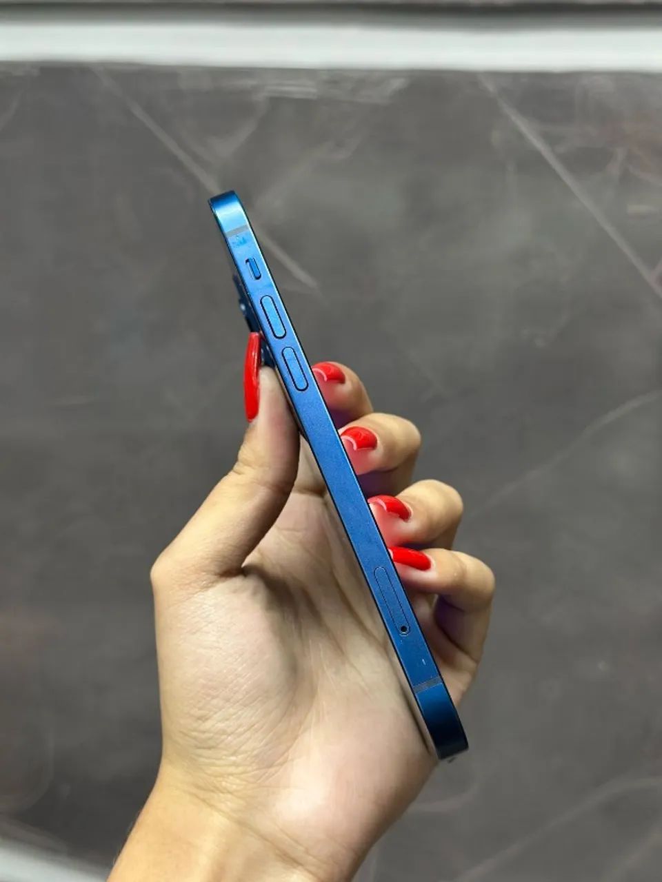 iPhone 12   64GB  Azul  88% saúde da bateria SEMI NOVO COM GARANTIA LOJA FISICA  - Foto 2