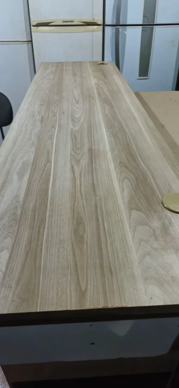 Mesa de Escritório flutuante