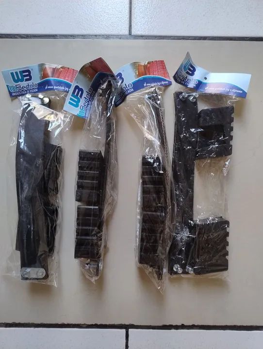 Acessórios para escadas(pés de borracha + cinta )