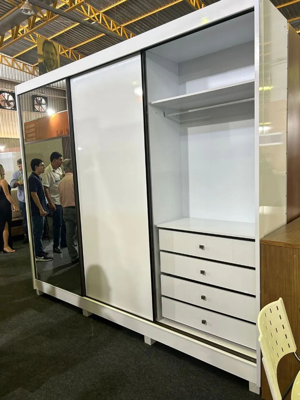 Guarda-roupa de casal 100% MDF  - Foto 4