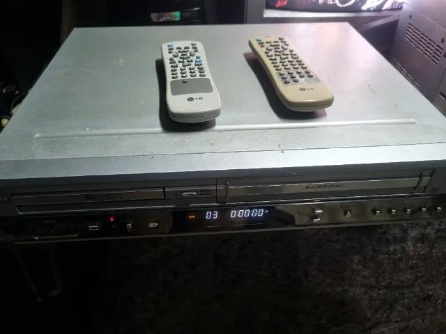 Vídeo Cassete + DVD Dc-596b 6 cabeças com controle remoto Stereo - Foto 4