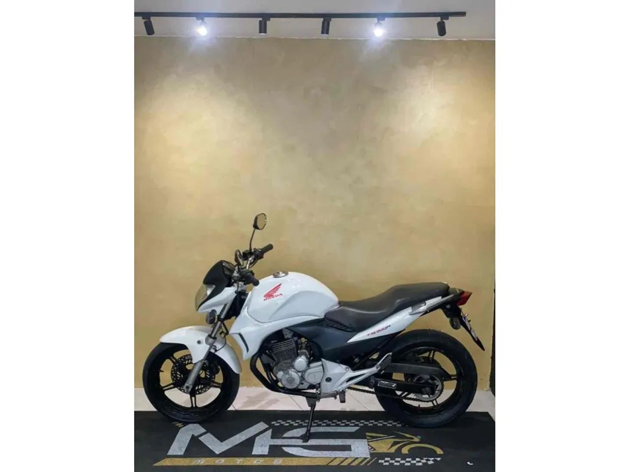 Honda Cb 300r 2012 - Foto 2